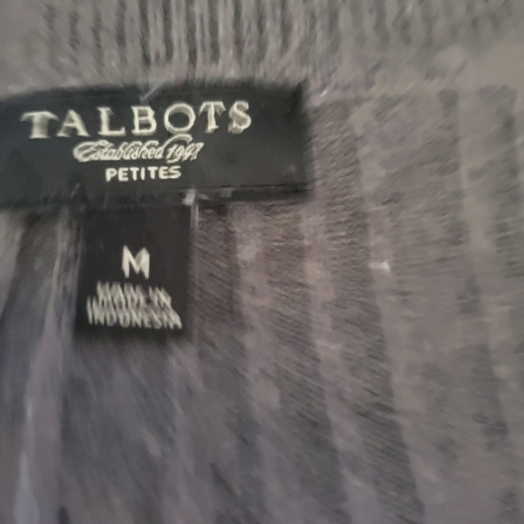 Medium gray turtle neck sweater - Picture 2 of 2